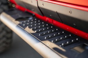 Jeep Gladiator JT Side Steps - DV8 Offroad - OE Plus - Micro-texture black - `20-`23 Jeep Gladiator JT Side Steps - DV8 Offroad - OE Plus - Micro-texture black - `20-`23